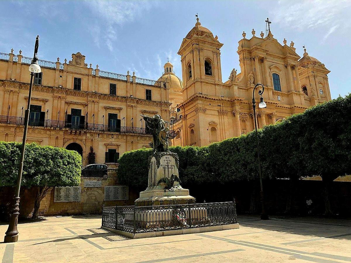 Apartmán Casa Landolina Noto Exteriér fotografie